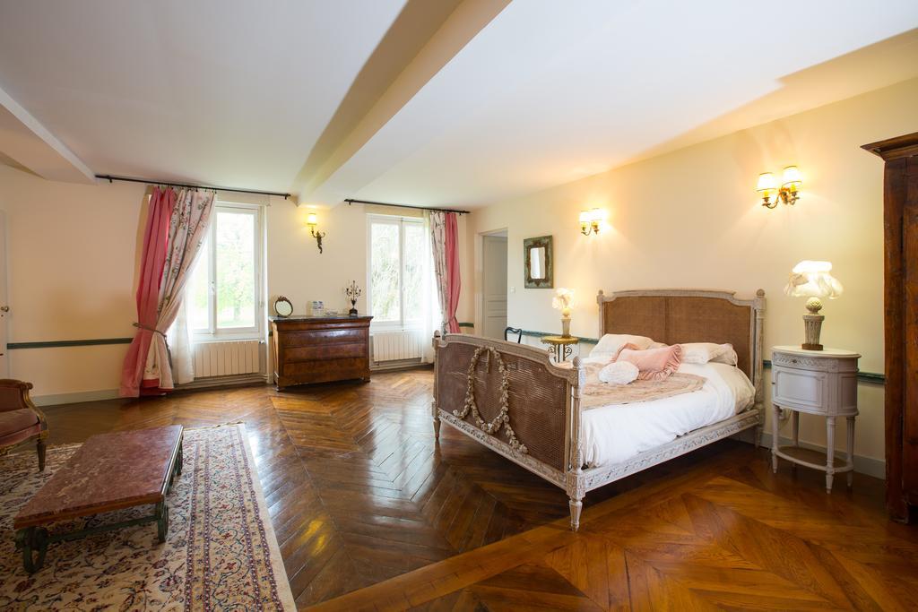 Bed and Breakfast Chateau De La Madeleine Pressagny l'Orgueilleux Экстерьер фото