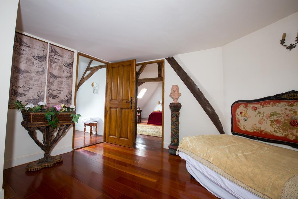 Bed and Breakfast Chateau De La Madeleine Pressagny l'Orgueilleux Экстерьер фото